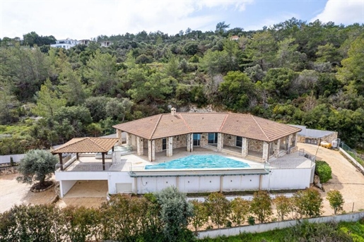 Detached house 220 m² Paphos