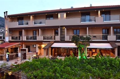 Hotel 1000 m² in Crete