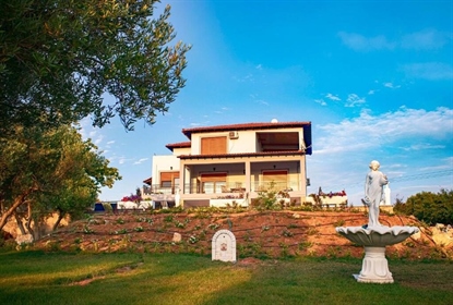 Villa 330 m² in Chalkidiki