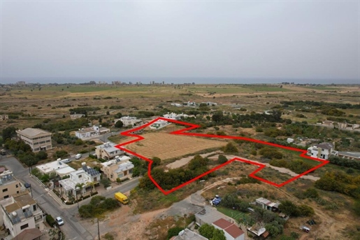 Terrein 13376 m² Agia Napa