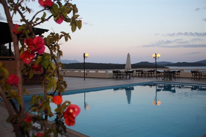Hotel 1000 m² in Ionian Islands