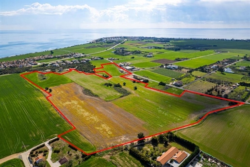 Grundstück 73412 m² Larnaka