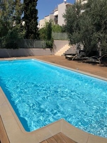 Flat 180 m² in Athens