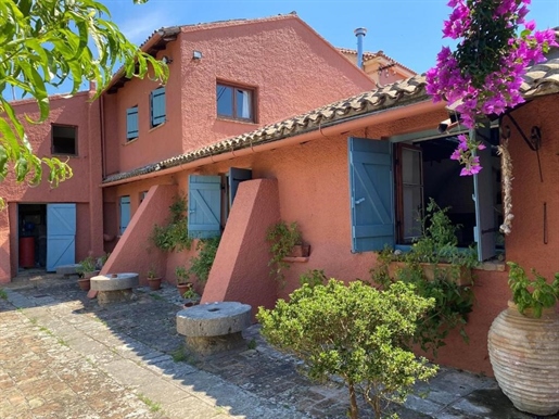 Einfamilienhaus von 200 m² in Korfu