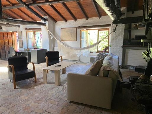 Maison ou villa indépendante 200 m² à Corfou
