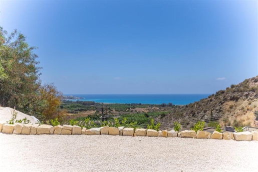 Villa 167 m² in Paphos
