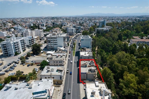 Business 496 m² Nicosia