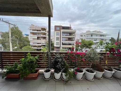 Flat 179 m² in Athens