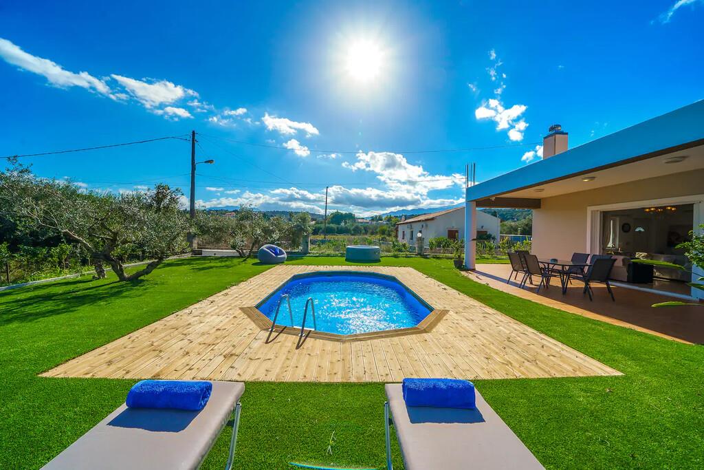 For Sale Villa 100 m² in Crete