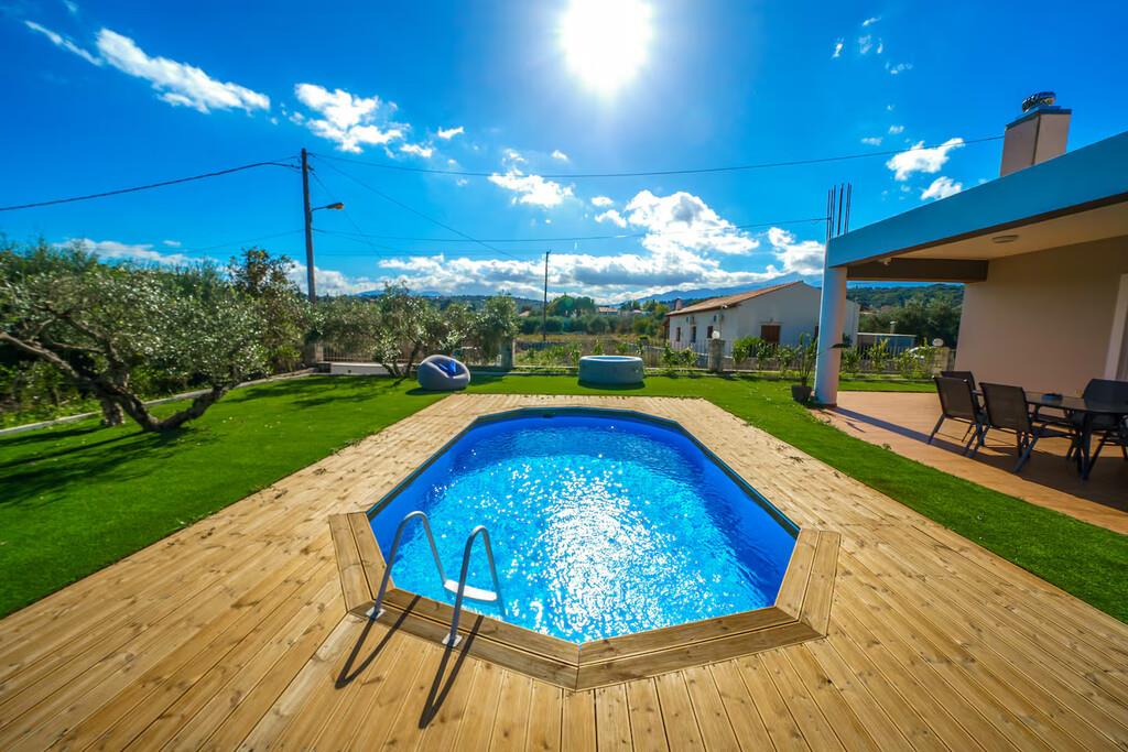 For Sale Villa 100 m² in Crete