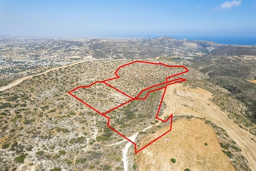 Land 74249 m² Larnaka