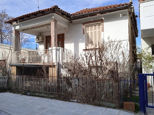 Terrain de 171 m² dans la banlieue de Thessalonique