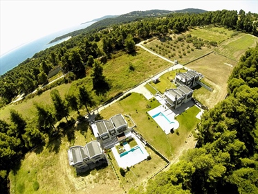 Detached house 440 m² in Kassandra, Chalkidiki