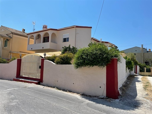 Detached house 194 m² in Corfu