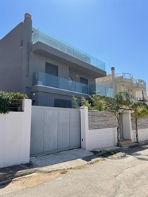 Detached house 300 m² in Athens
