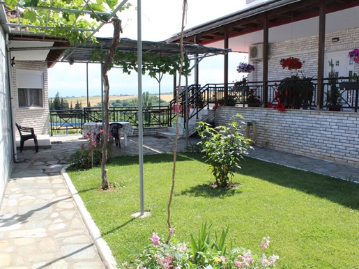 Detached house 285 m² on the Olympic Coast