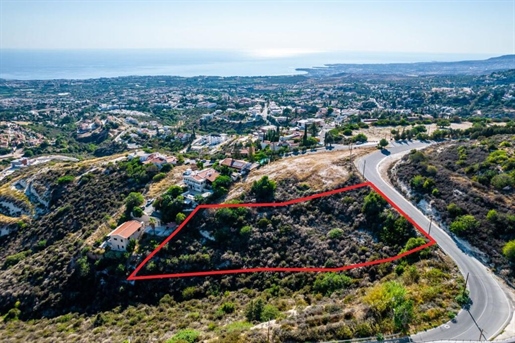 Terrain 3345 m² Paphos