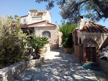 Villa 180 m² in Eastern Peloponnese - Ermionida