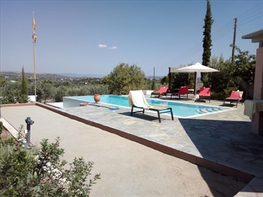 Villa 180 m² in Eastern Peloponnese - Ermionida