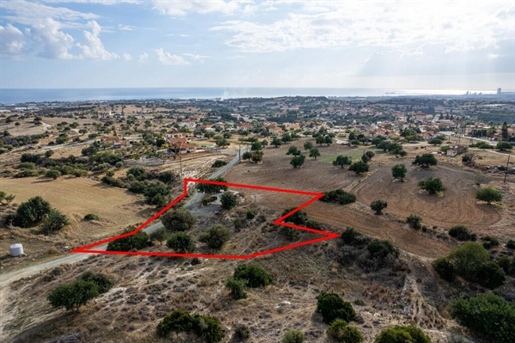 Land 3679 m² in Larnaka