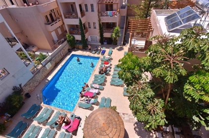 Hotell 2000 m² i Kreta