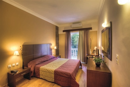 Hotel 3863 m² in Corfu