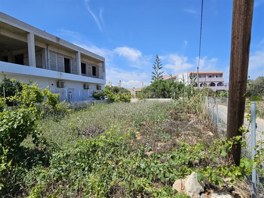 Terrain de 300 m² en Crète