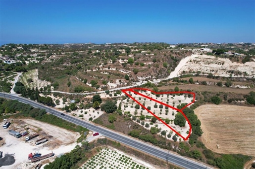 Terrein 3271 m² Paphos