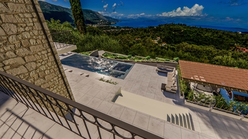 Villa 200 m² in Corfu