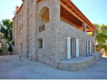 Villa 350 m² Eastern Peloponnese/Ermionida