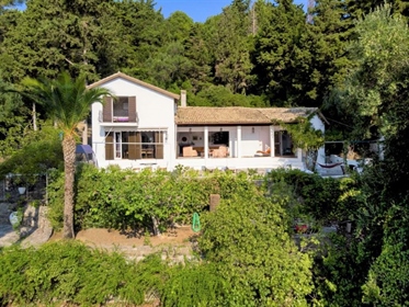 Einfamilienhaus 225 m² in Korfu