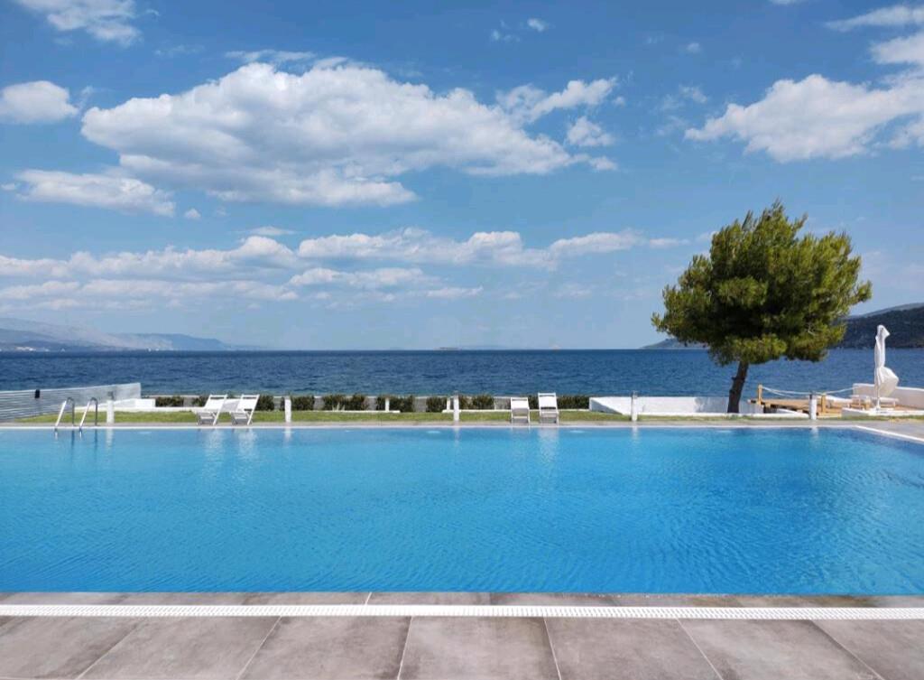 For Sale Villa 675 m² in Eastern Peloponnese
