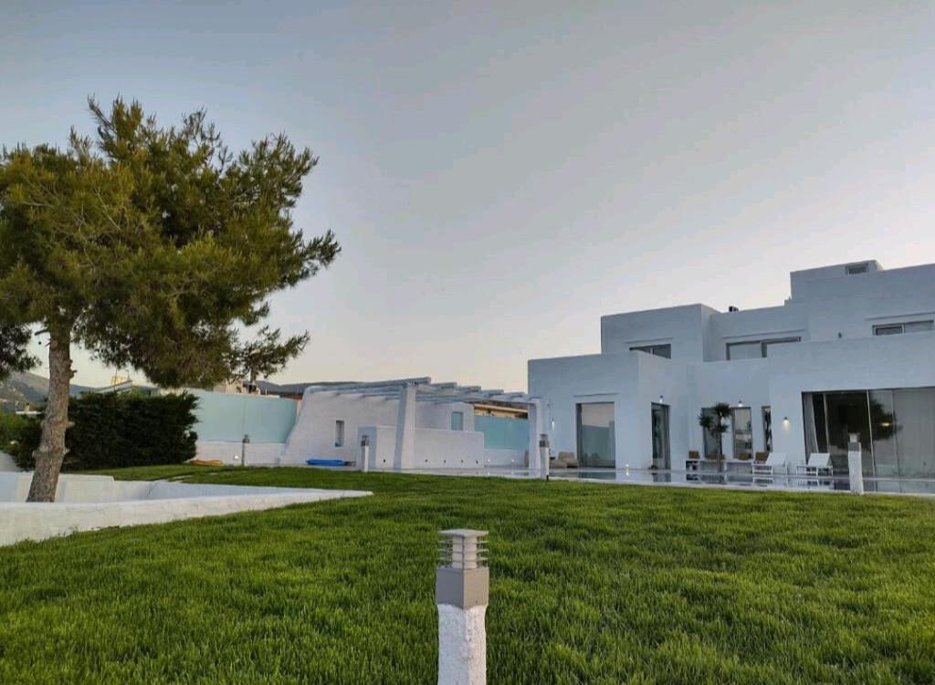 For Sale Villa 675 m² in Eastern Peloponnese