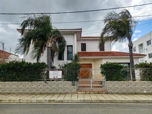 Detached house 215 m² Nicosia