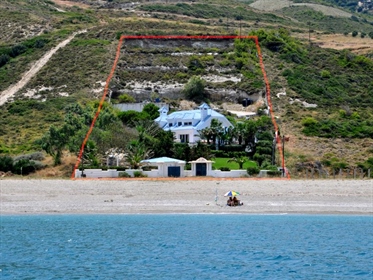 Villa 550 m² sur l’île d’Eubée