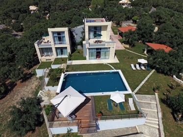 Villa 330 m² in Korfu