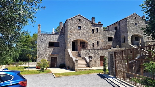 Einfamilienhaus 540 m² auf Korfu