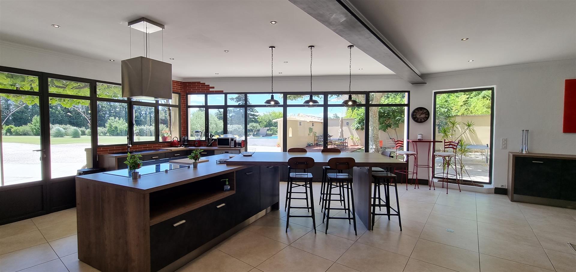Provençal Mas for Sale - Provence-Alpes-Côte-d'Azur - Vaucluse (84) - France