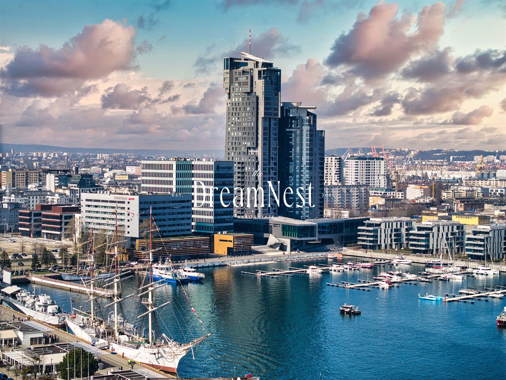 Sea Towers | Sea View Apartment + Free Parking Space