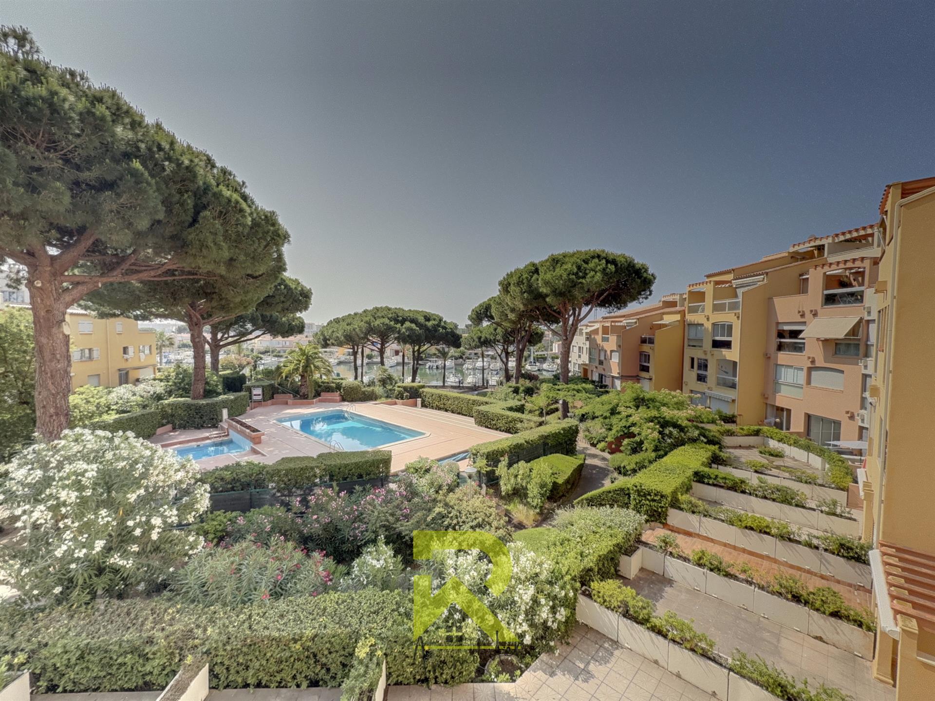 Apartament T3 - piscină în Cap D'Agde - Port