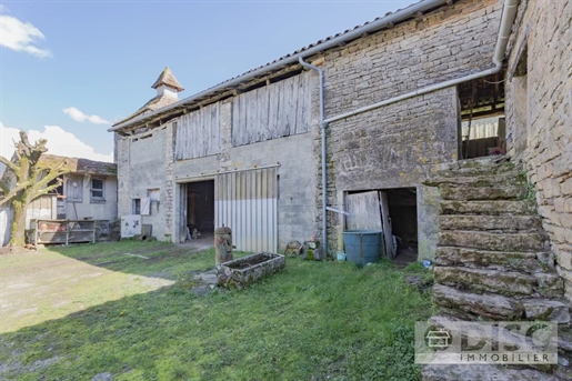 House, Pigeonnier and large barns around an interior courtyard.