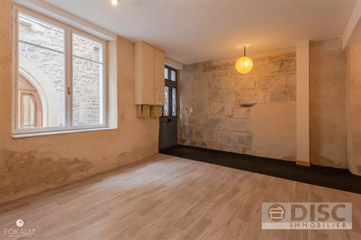 Renovated village house with two apartments in St Antonin.