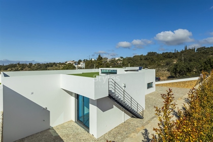 Brand new semi detached contemporary villa in São Brás de Alportel