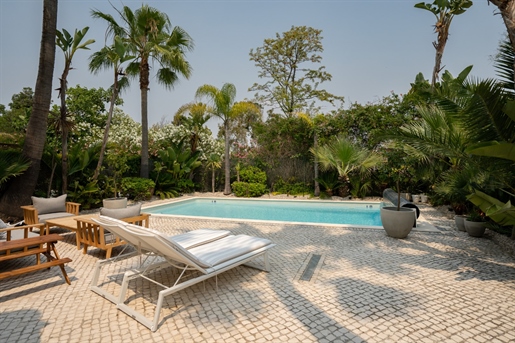 Luxury 3 bedroom semi-detached villa in Pinheiros Altos