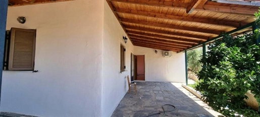 (Na predaj) Obytný rodinný dom || Prefektúra Laconia/východ Mani - 90 m², 2 spálne, 180.000€