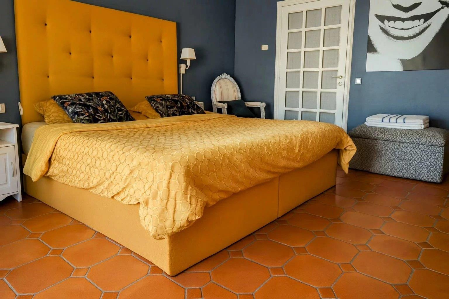 Compra: Apartamento (06230)