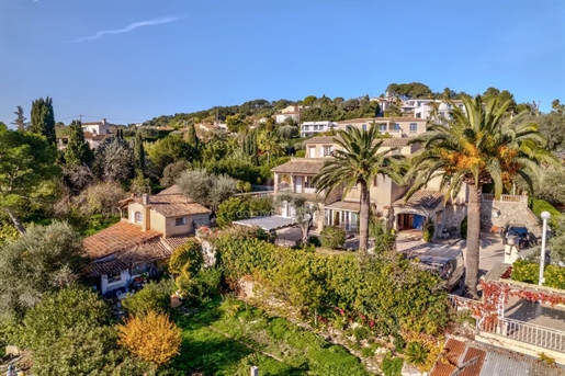 Nice and provençal villa located in Mougins