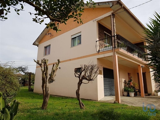 Home / Villa with 4 Rooms in Viana do Castelo with 127,00 m²