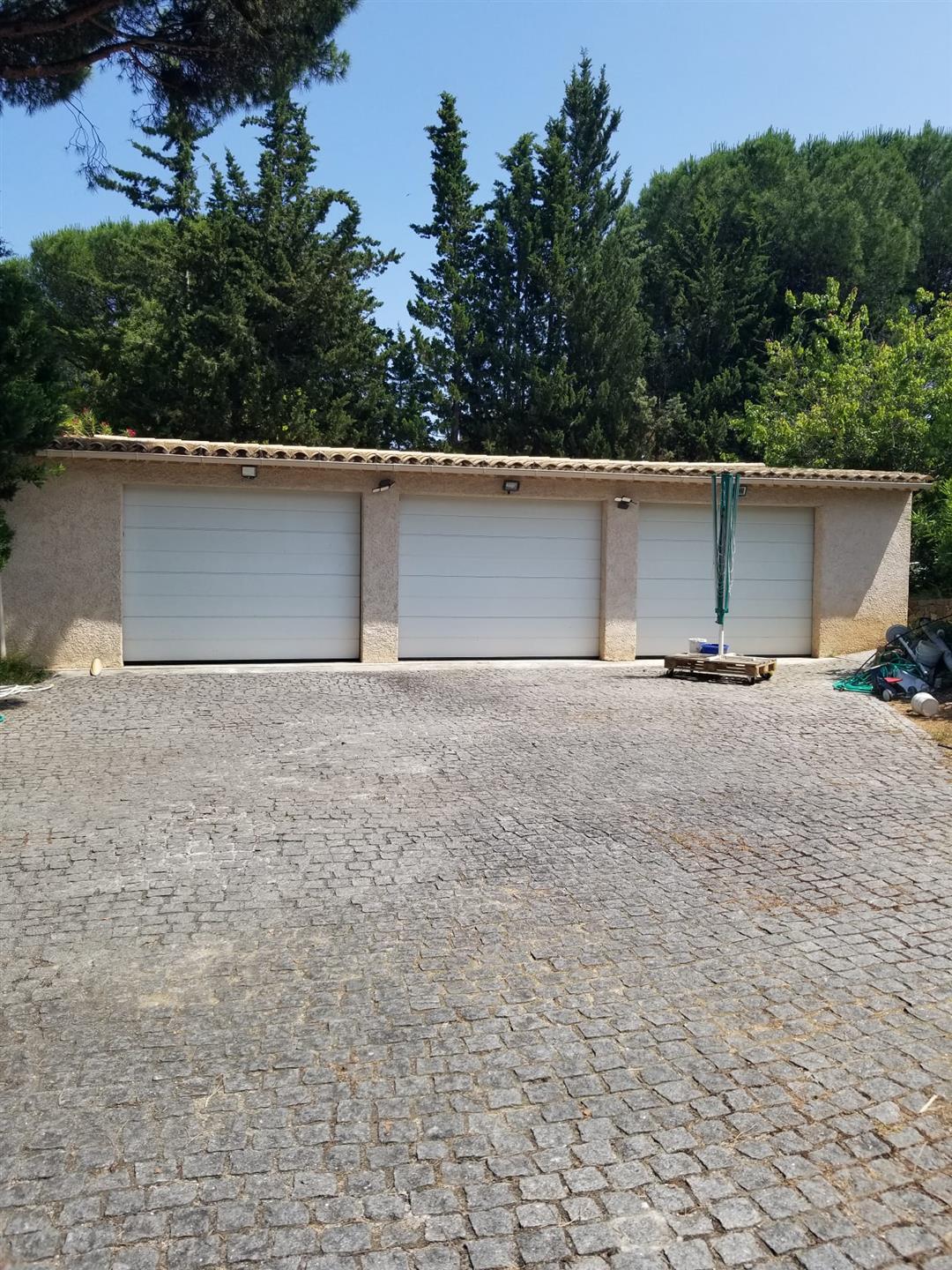 No coração do Golfo de Saint-Tropez, villa provençal com alojamento turístico
