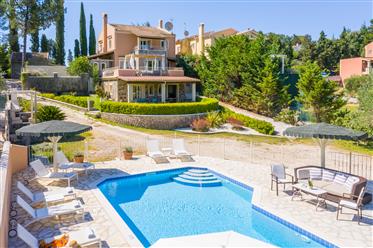 Holiday villa in Dassia - Corfu